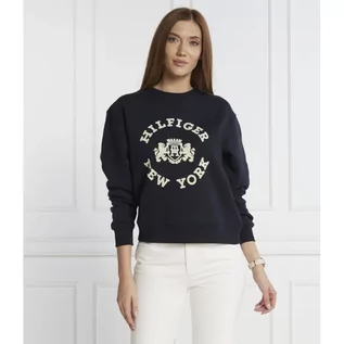 Bluzy damskie - Tommy Hilfiger Bluza MDN REG VARSITY FLOCK | Regular Fit - grafika 1