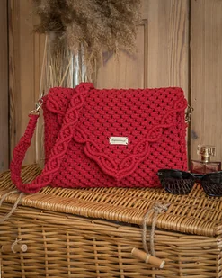 Makramowa torebka Listonoszka - czerwona - Torebki damskie - miniaturka - grafika 1