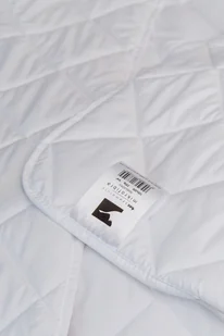 MIKROFIBRA nakładka ochronna na materacyk AMZ - Pokrowce na materace MIKROFIBRA nakładka ochronna na materacyk AMZ - Pokrowce na materace - miniaturka - grafika 1