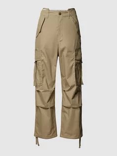 Spodnie damskie - Spodnie cargo o kroju baggy fit z bocznymi kieszeniami z patką - grafika 1