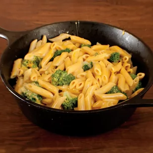 Patelnia żeliwna głęboka 26 CM / Lodge - Patelnie - miniaturka - grafika 4