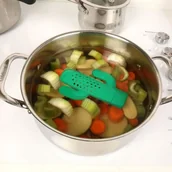 Sitka - NoName sitko do ziół Cactus 13 x 7,5 x 2 cm silikonowe zielone twm_603297 - miniaturka - grafika 1