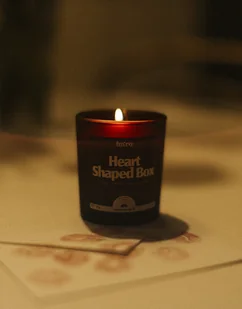 Świeca Heart Shaped Box - Świece - miniaturka - grafika 1