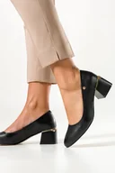 Czółenka - Czarne czółenka skórzane damskie na ozdobnym klocku złota ozdoba Casu SL24X2-B-39 - miniaturka - grafika 1