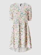 Sukienki - Sukienka z kwiatowym wzorem model ‘Viggi’ - miniaturka - grafika 1