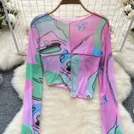 Bluzki damskie - TEMU Damska koszulka z asymetrycznym wzorem w motywach vintage - długi rękaw, kolorowy nadruk, siatka, delikatny wzór kwiatowy z zielonymi liśćmi i - miniaturka - grafika 1