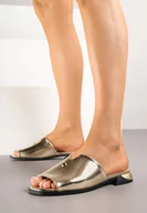 Klapki i japonki damskie - Złote Klapki Vices z Ozdobnym Wycięciem i Aplikacją Tiladea - miniaturka - grafika 1