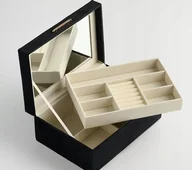 Pudełka i szkatułki - Elegancka duża szkatułka na biżuterię Home & You home&you czarna szkatułka - miniaturka - grafika 1