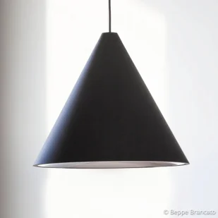 FLOS String light lampa wisząca, 12m kabel, stożek STRING, możliwość ściemniania, czarny, salon / jadalnia, aluminium, design - Lampy sufitowe - miniaturka - grafika 1