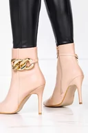 Botki damskie - Beżowe botki szpilki ze złotym łańcuchem Casu LEE079 - miniaturka - grafika 1