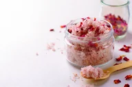 Czasopisma - Peeling cukrowy w Katowicach - miniaturka - grafika 1