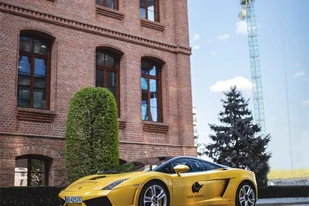 Jazda Lamborghini Gallardo ulicami Krakowa - Czasopisma - miniaturka - grafika 1
