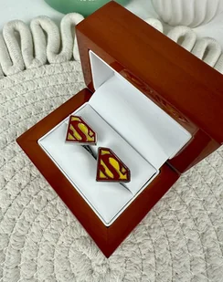 SPINKI DO MANKIETÓW koszuli mankietu SuperMan - Spinki do mankietów i krawatów SPINKI DO MANKIETÓW koszuli mankietu SuperMan - Spinki do mankietów i krawatów - miniaturka - grafika 1