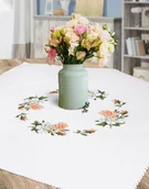 Pasmanteria - Haft krzyżykowy - Zestaw do haftu - Obrus z różami - miniaturka - grafika 1