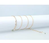 Akcesoria do okularów - Łańcuszek do okularów złoty serduszka - miniaturka - grafika 1