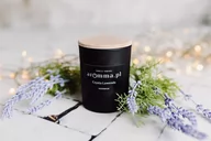 Świece - Świeca Sojowa 100% Czysta Lawenda 300 ml z wieczkiem - Aromma - miniaturka - grafika 1