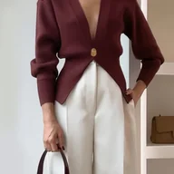 Swetry damskie - TEMU Kardigan Damski Elegancki z Głębokim Dekoltem w Serek - Dopasowany, Jednokolorowy Sweter na Jesień z Guzikami i Bocznymi Kieszeniami, Idealny do - miniaturka - grafika 1