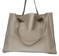 Torebki damskie - Duża skórzana torba damska z kieszenią na ramię - miniaturka - grafika 1