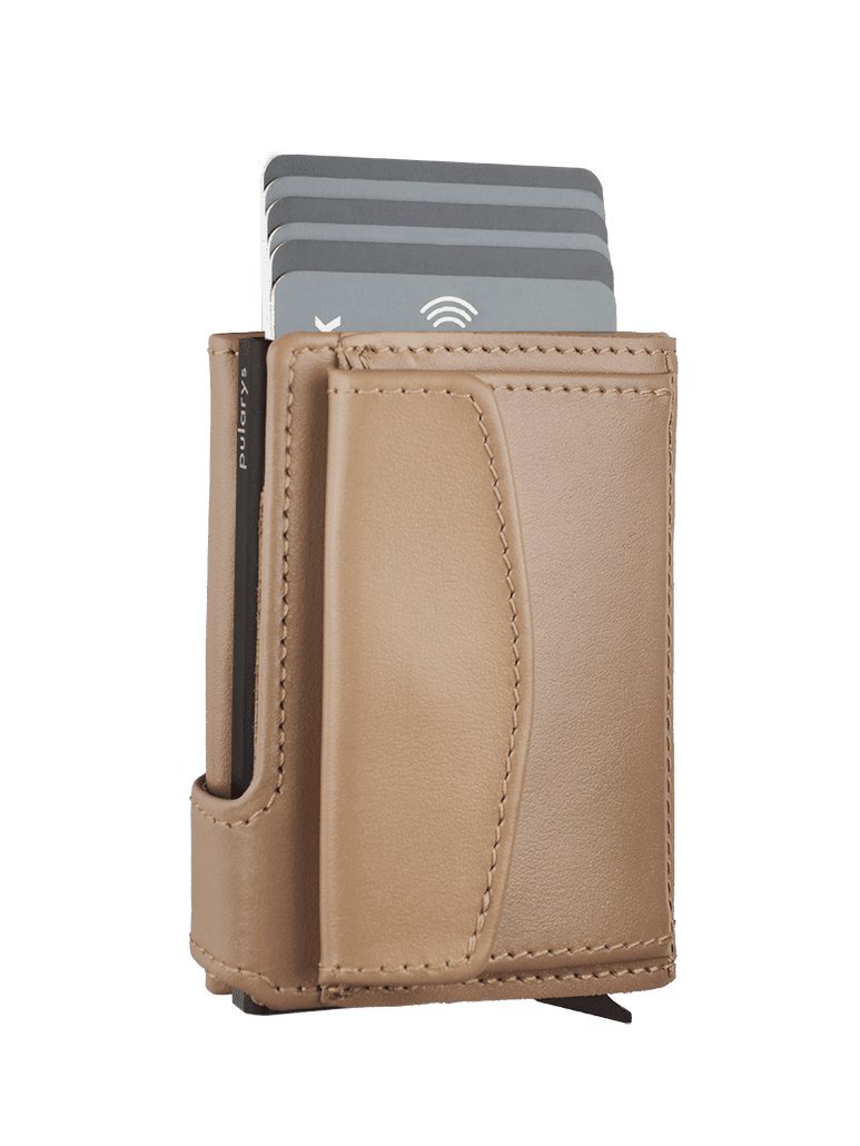 Portfel SOLO Max wykonany z miękkiej w dotyku skóry Italia beżowy