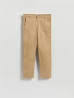 Spodnie męskie - Reserved - Bawełniane spodnie chino slim - beżowy - miniaturka - grafika 1