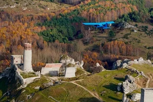 Lot widokowy samolotem – Jura Krakowsko-Częstochowska - Czasopisma - miniaturka - grafika 1