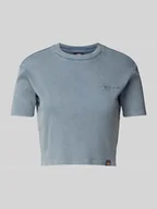 Koszulki i topy damskie - T-shirt krótki z prążkowaniem model ‘PLENTYWOOD’ - miniaturka - grafika 1