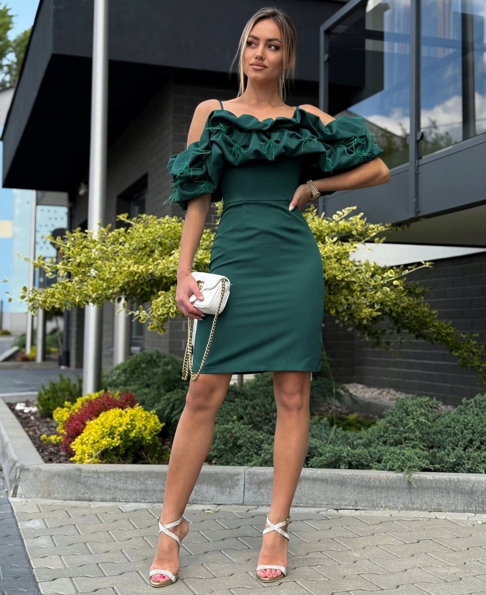 Sukienka Wieczorowa HISZPANKA Falbany Pióra Kobieca Zieleń M