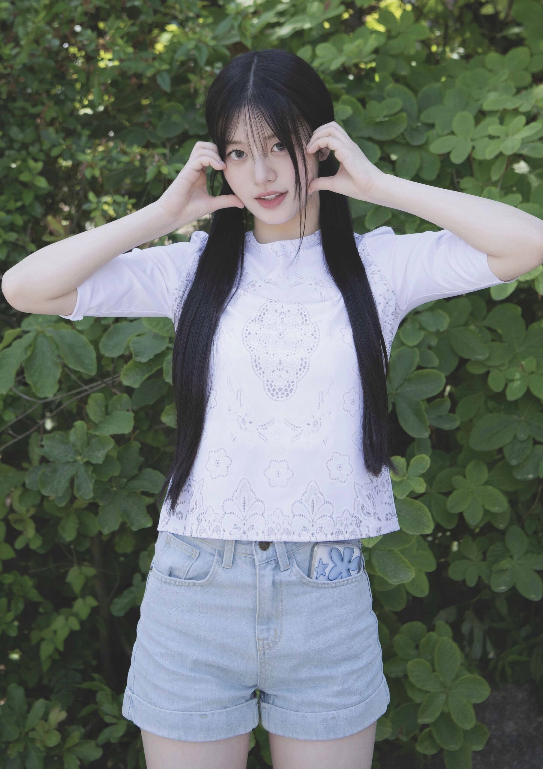 Plakat A2 Illit K-Pop Kpop Korea Muzyka Minju