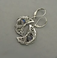 Kolczyki - Kolczyki księżyce labradoryt wire wrapping - miniaturka - grafika 1