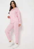 Komplety damskie - Jasnoróżowy Komplet Dresowy Bluza Kangurka z Kapturem i Spodnie Joggery Triasa - miniaturka - grafika 1