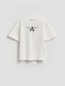 Koszulki dla chłopców - Reserved - T-shirt z nadrukiem - biały - miniaturka - grafika 1