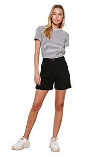 TRENDYOL Damskie szorty basic, bermudy, casualowe, czarny, 34 - Spodenki damskie - miniaturka - grafika 1