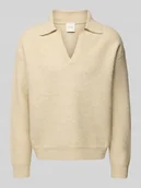 Swetry męskie - Sweter z dzianiny z dekoltem w serek - miniaturka - grafika 1