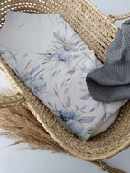 Śpiworki dla dzieci - Bawełniany rożek niemowlęcy dwustronny - niebieskie begonie - miniaturka - grafika 1