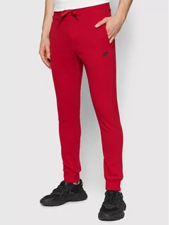 Spodnie sportowe męskie - 4F Spodnie dresowe NOSH4-SPMD350 Czerwony Regular Fit - grafika 1