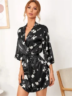 Elegancki krótki satynowy szlafrok damski - Czarny - Szlafroki damskie - miniaturka - grafika 1