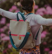 Torebki damskie - Kolorowy plecak / torba 2 w 1 z nubuku tapicerskiego - miniaturka - grafika 1