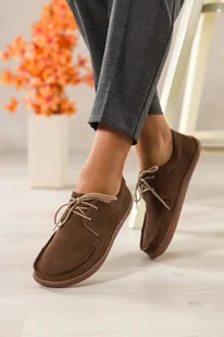 Brązowe półbuty barefoot skórzane zamszowe damskie szerokie na elastycznej płaskiej podeszwie sznurowane PRODUKT POLSKI Casu 672 - Półbuty damskie - miniaturka - grafika 1