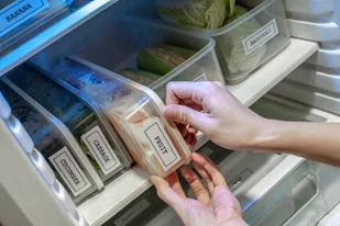 Taśma DYMO Rhino 18444 winylowa 12mm x 5.5m biała czarny nadruk S0718600 - zamiennik | OSZCZĘDZAJ DO 80% - ZADZWOŃ 730 811 399 - Etykiety do drukarek - miniaturka - grafika 11