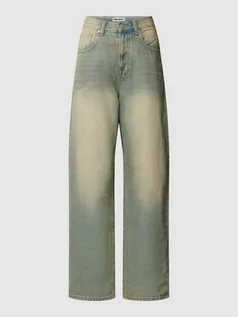 Spodnie damskie - Jeansy z 5 kieszeniami - grafika 1