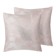Poduszki dekoracyjne - Beliani Zestaw 2 poduszek dekoracyjnych z motywem pióra 45 x 45 cm różowy SILE - miniaturka - grafika 1