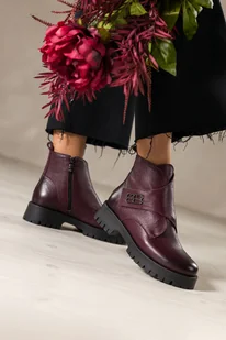 Bordowe botki skórzane damskie na bieżnikowanej platformie szeroki pasek na rzep ze stalową ozdobą PRODUKT POLSKI Casu 39465 - Paski - miniaturka - grafika 1