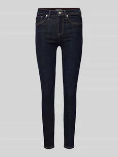 Jeansy o kroju skinny fit z zapięciem na guzik - Spodnie damskie - miniaturka - grafika 1