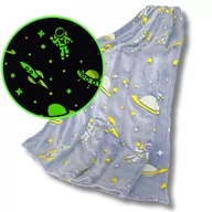 Koce i narzuty dla dzieci - Koc świecący w ciemności FLUO 150x200 Mały astronauta - miniaturka - grafika 1