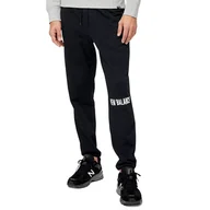 Spodnie sportowe męskie - Spodnie dresowe New Balance MP23900BK - czarne - miniaturka - grafika 1