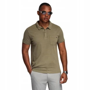 Koszulka polo z bawełnianej dzianiny - ciemnooliwkowa V5 OM-POWS-0142 r XL - Koszulki męskie Koszulka polo z bawełnianej dzianiny - ciemnooliwkowa V5 OM-POWS-0142 r XL - Koszulki męskie - miniaturka - grafika 1