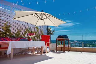 Parasol ogrodowy Malabo 300 cm Grey / Ecru z podstawą - Parasole ogrodowe - miniaturka - grafika 2