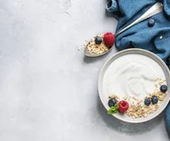 Szybkie dania obiadowe - KOLIOS Jogurt Grecki KREMOWY 1000g - miniaturka - grafika 1