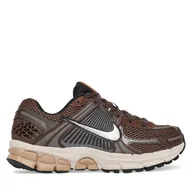 Sneakersy damskie - Sneakersy Nike Zoom Vomero 5 FN6742 201 Brązowy - miniaturka - grafika 1