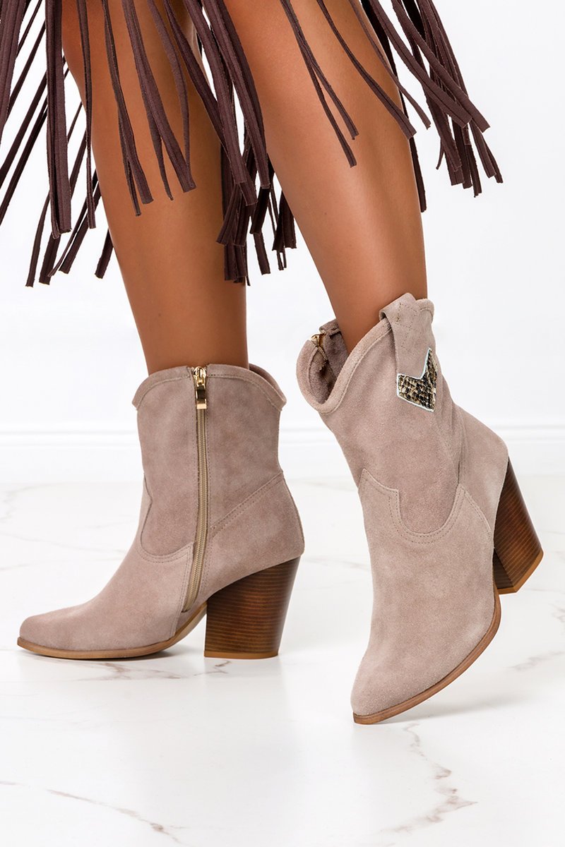 Beżowe botki kowbojki POLSKA SKÓRA Casu 2808-39